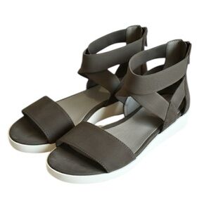 Eileen Fisher NEW without Tag Grey Strappy Sandals Size 8.5